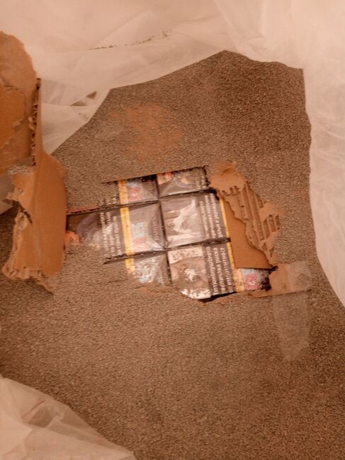 Агенция „Митници“: Голямо количество цигари бяха открити в чували с бентонит при митническа проверка в района на Дунав мост 2 -Видин