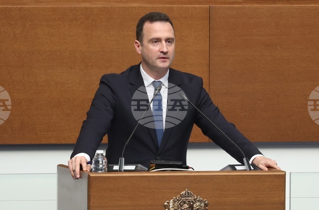 България плаща за капацитет на турската компания "Боташ", който не може да използва, каза министър Станков