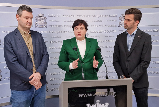 Предлагаме създаването на работна група за актуализиране на наредбата, свързана с рекламата на хазарт, съобщиха от групата на ПП-ДБ-СС