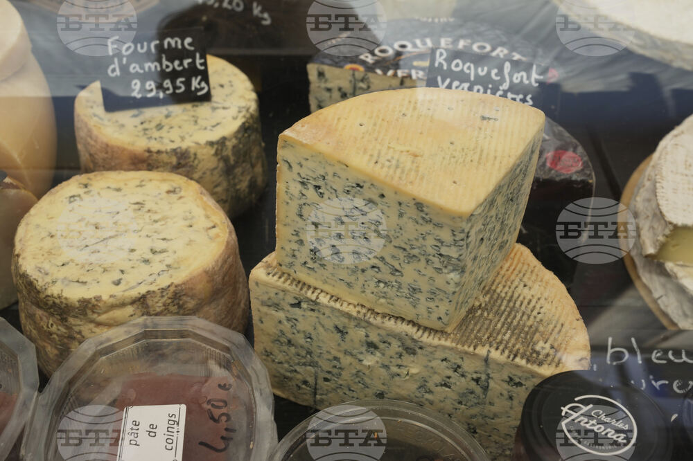 Франция определя като „недостатъчно“ понижението на китайските мита за млечни продукти от ЕС