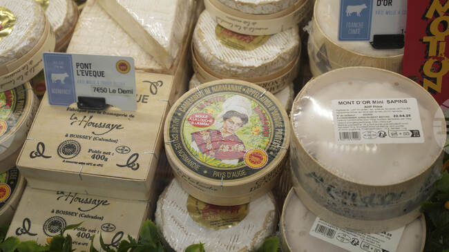 Изтеглят от пазара във Франция над 40 партиди сирена заради случаи на листериоза