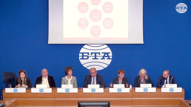 За 18 години над половин милион лица са проверени от комисията за принадлежност към Държавна сигурност