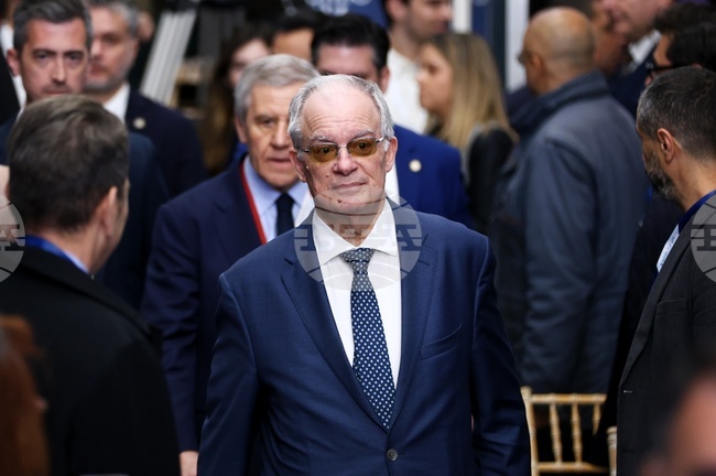 Гръцкият президент Константинос Тасулас откри Делфийския икономически форум, в който участва и българският президент Румен Радев