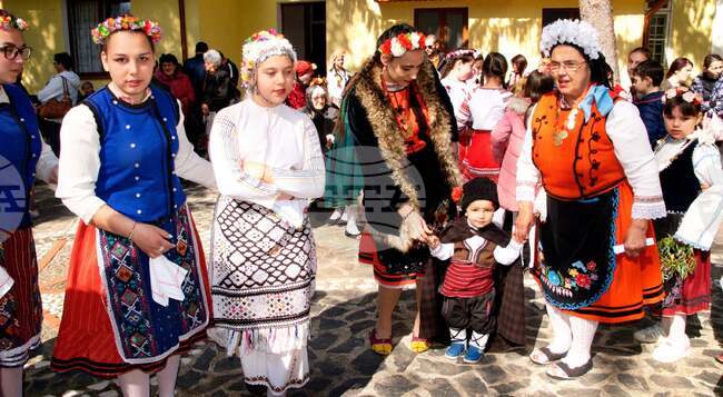 Традиционен лазарски събор подготвят в силистренското село Калипетрово
