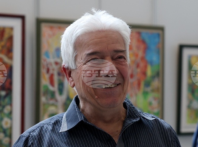 Charity Exhibition of Paintings by Jivko Yanev Unveiled in Parliament
