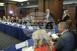 "Кадровият недостиг в туризма: Хора, решения, бъдеще" - кръгла маса