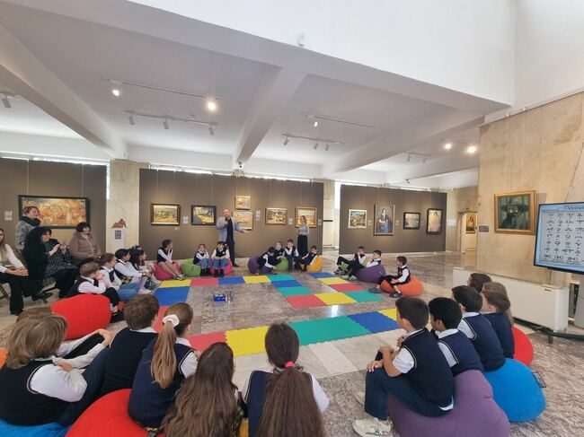 Старозагорски четвъртокласници се запознаха с първата българска азбука в инициативата "Загадъчната азбука"