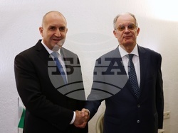 Гърция - Румен Радев - Константинос Тасулас - среща