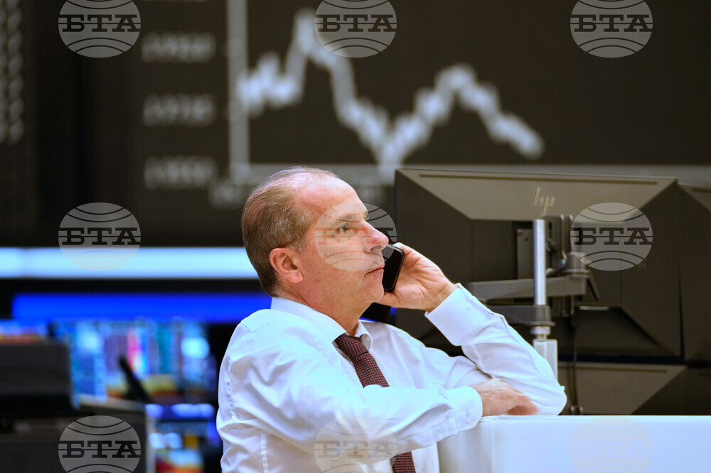 Водещите европейски индекси приключиха сесиите си с понижения