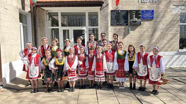 Четири първи места, едно второ и две трети места спечелиха ученици от лицей „Васил Левски“ в Кишинев в рамките на музикални състезания