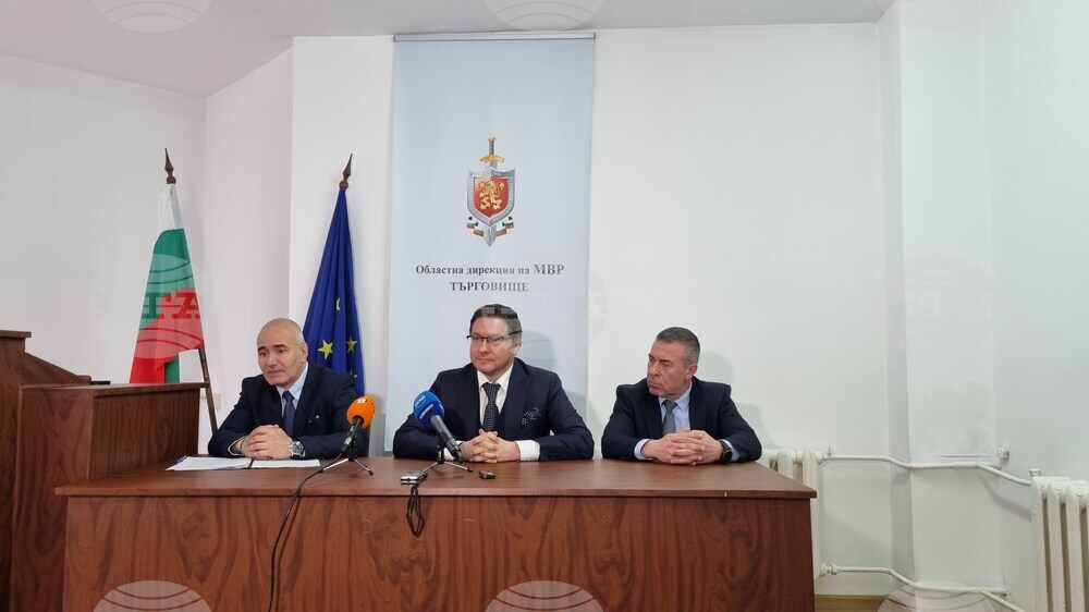 Другата седмица ще коментираме казуса от Пловдив на изслушване, по искане от ДБ, каза в Търговище министър Даниел Митов
