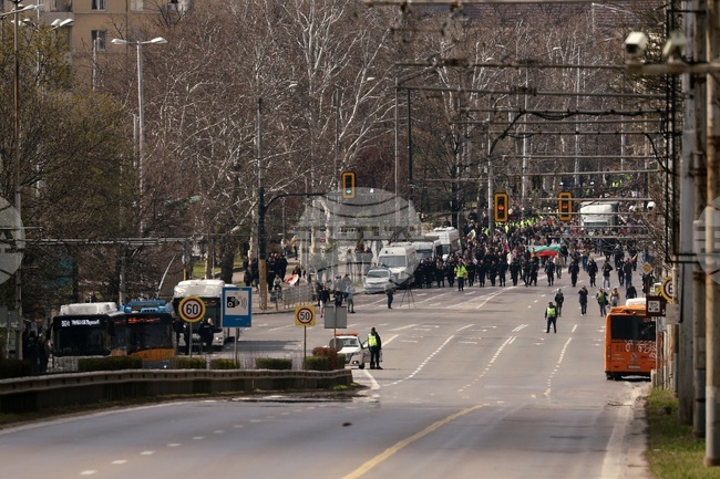Протестът на ресторантьори и хотелиери затвори центъра на София