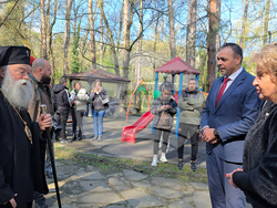 Ловеч - Седмица на гората - паметна плоча