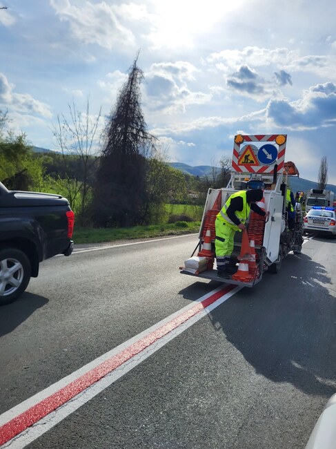 Започна обезопасяването на отсечката от първокласния път София – Варна в района на село Български извор