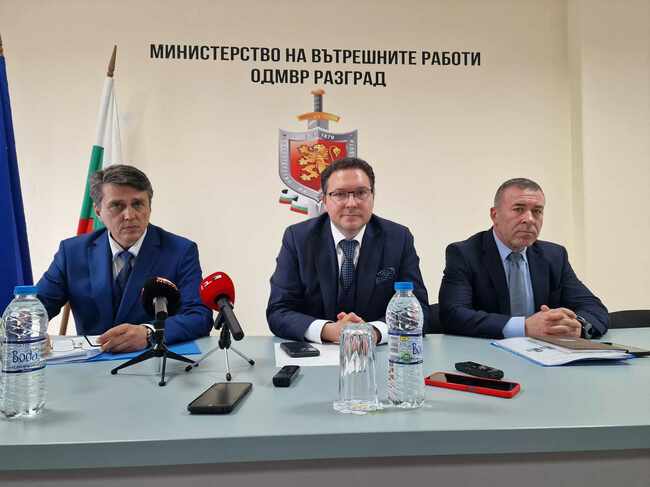 Трябва да се засили по всякакъв начин борбата с наркотрафика, каза в Разград министър Даниел Митов