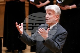 Хор на медиците „Родина" - годишнина - концерт