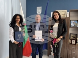 Висшето училище по сигурност и икономика и Община Костенец сключиха меморандум за сътрудничество