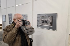 Плевен - фотоизложба - галерия "Илия Бешков"