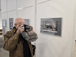 Плевен - фотоизложба - галерия "Илия Бешков"