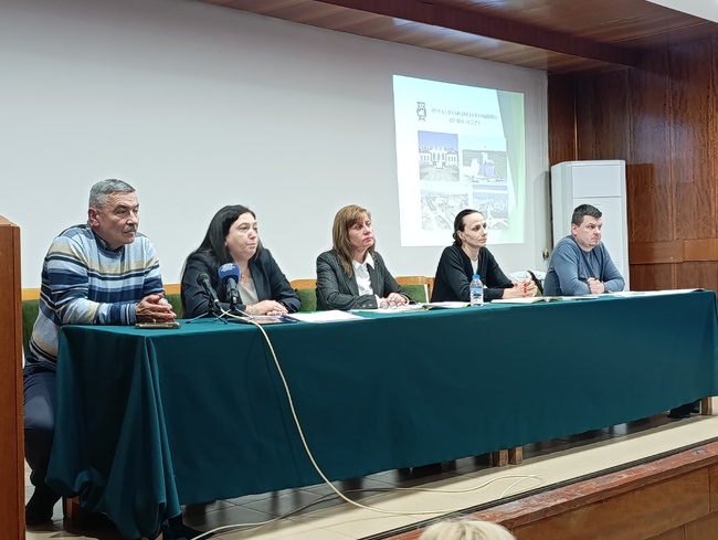 Заместник-кметът доц. д-р Виктория Ковчазова: Община Шумен заделя почти 74 млн. лева за функция „Образование“ в бюджета за 2025 г. 