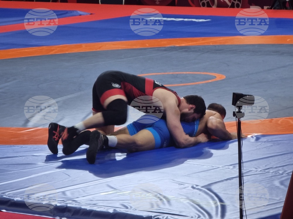 Българските борци в свободния стил завършиха трети в отборното класиране на турнира "Яшар Догу" в Турция