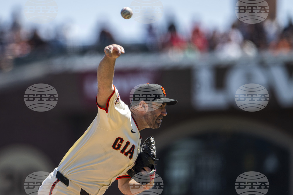 Reds Giants Baseball