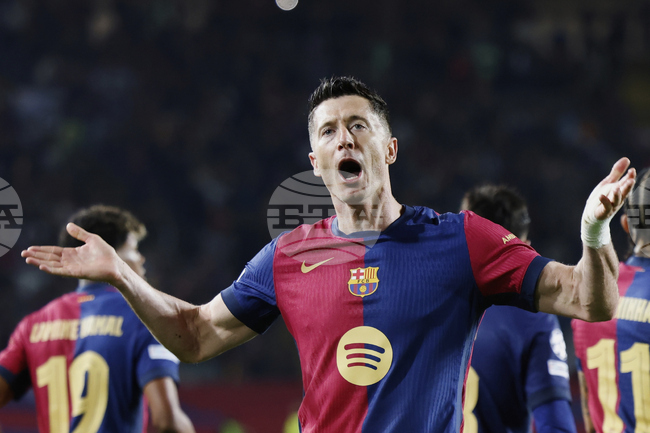 Роберт Левандовски след успеха над Борусия Дортмунд: "Играехме много добре, но все още не мислим за полуфиналите"