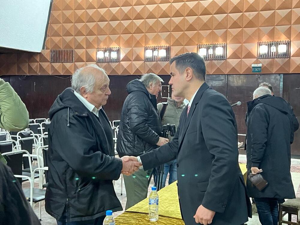 Министерство на икономиката и индустрията: Министър Никола Стоянов се срещна с граждани от Монтана