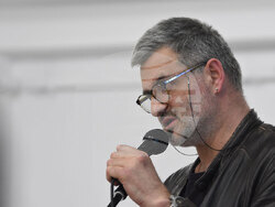 Илюстрации на Виктор Паунов са събрани в книгата „Бестиарий“. Снимка: „Труд“