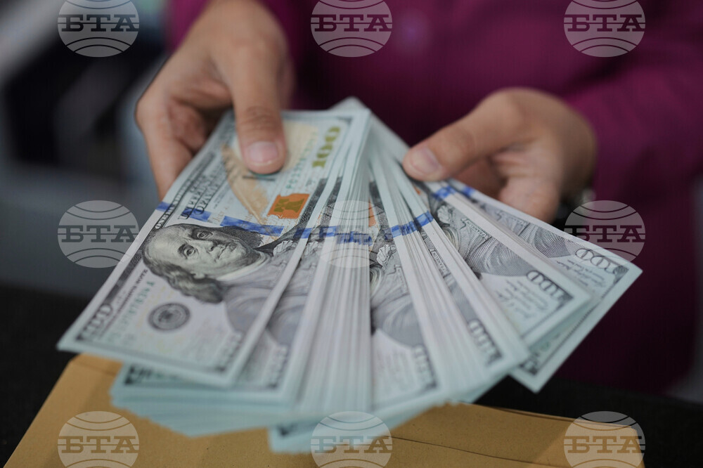 Глобалният дълг бележи рекорд от близо 338 трилиона долара, според Института за международни финанси