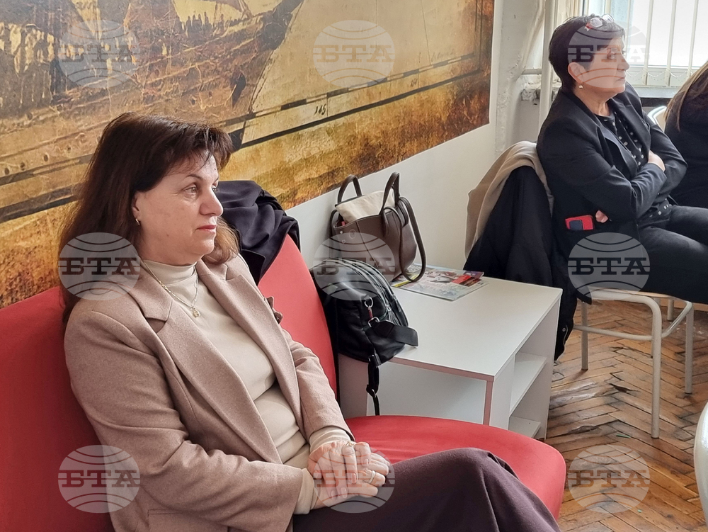 Ямбол - гимназия - хуманитарна паралелка - среща с ученици