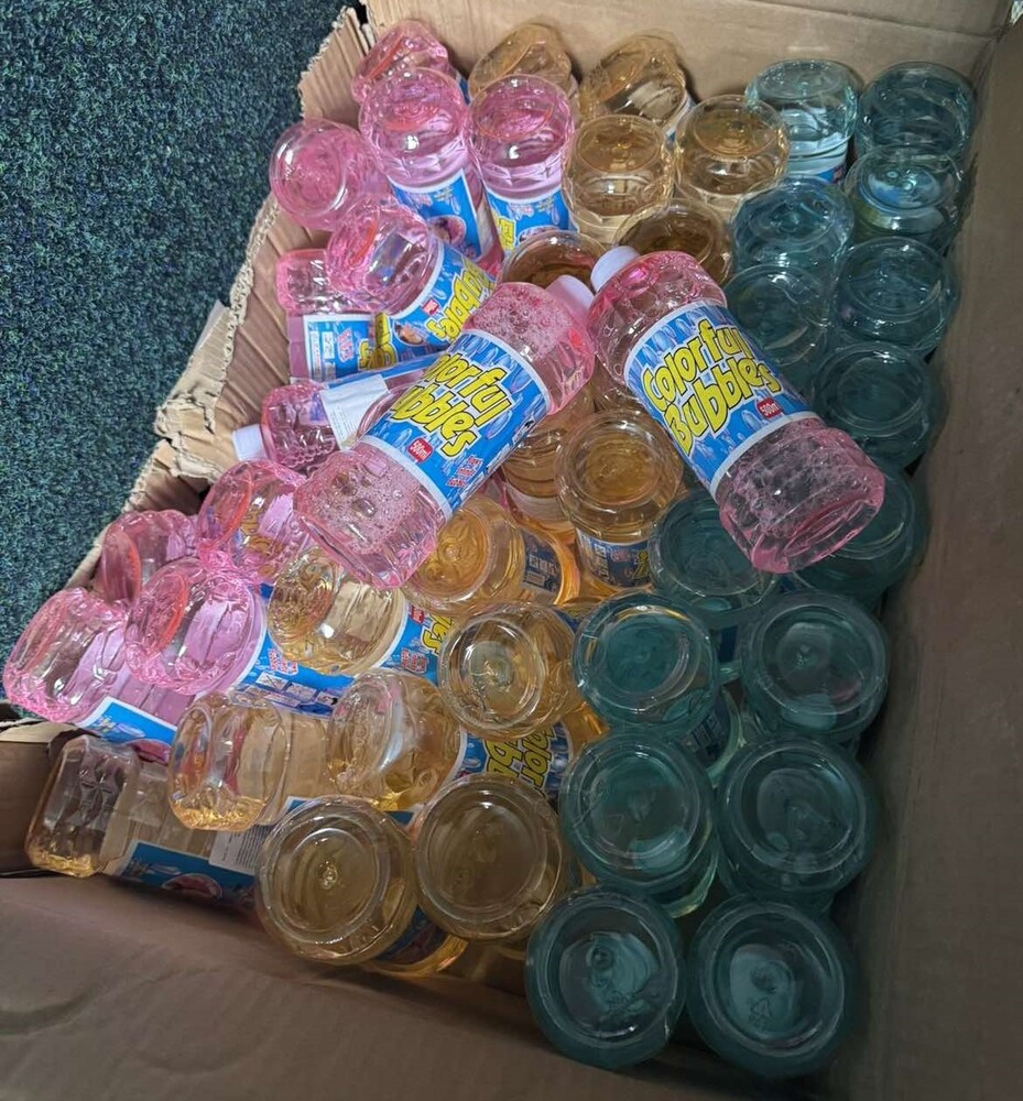 Агенция „Митници“: Задържаха над 24 000 фалшиви стоки при две проверки в София