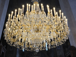 Видин - катедрален храм „Св. Димитър“ - реновирани полилеи