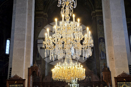 Видин - катедрален храм „Св. Димитър“ - реновирани полилеи