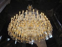 Видин - катедрален храм „Св. Димитър“ - реновирани полилеи