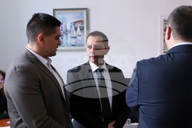 Народно събрание - деловодство - вот на недоверие - внасяне