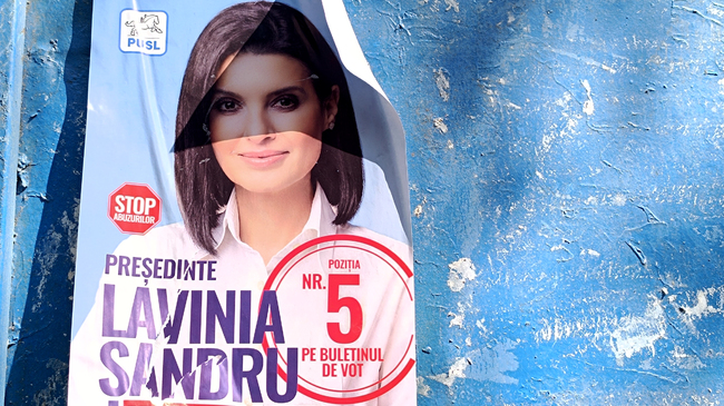 Lavinia Sandru, Presidential Candidate of Humanist Social-Liberal Party, Votes in Romania's Elections