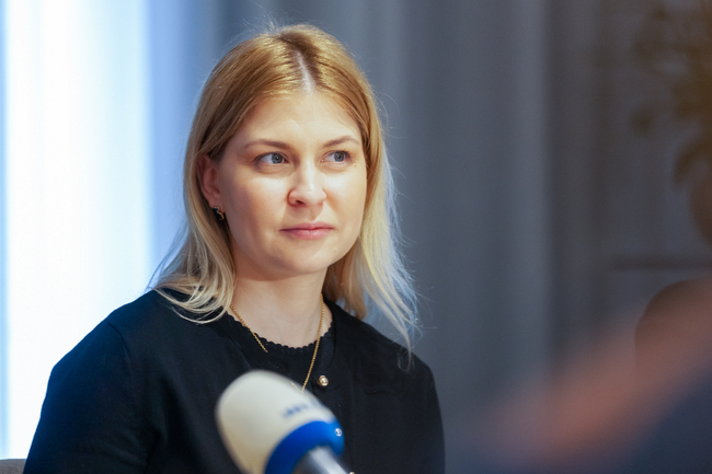 Украйна очаква промени в предложеното от САЩ споразумение за полезните изкопаеми, каза Олга Стефанишина