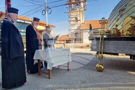 Хасково - църква "Св. Георги" - нов купол и кръст