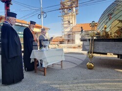 Хасково - църква "Св. Георги" - нов купол и кръст