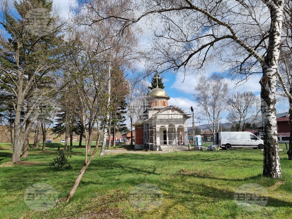 Батановци - храм „Свето Успение Богородично" - строителство