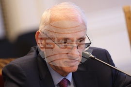 Народно събрание - Комисия по здравеопазването - Силви Кирилов