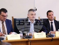 Народното събрание - Комисия по транспорт и съобщения - заседание