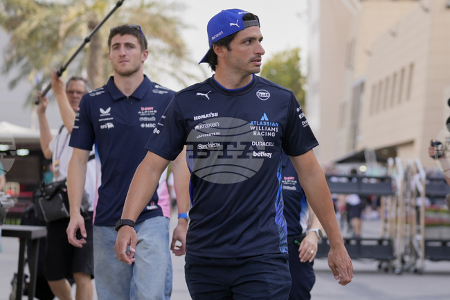 Сайнц за проблемите при адаптацията: „Навиците от Ферари създават трудности в Уилямс“