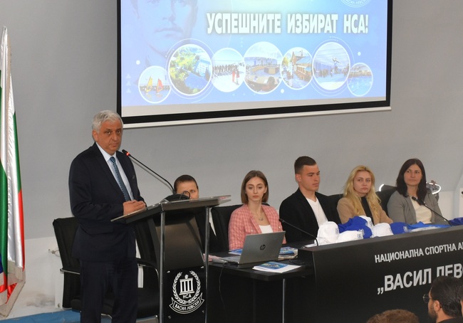 Над 350 кандидат-студенти се запознаха с НСА в Деня на отворените врати 