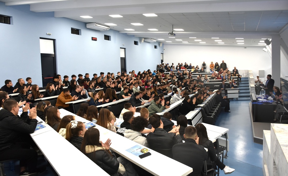 Над 350 кандидат-студенти посетиха Деня на отворените врати в Националната спортна академия