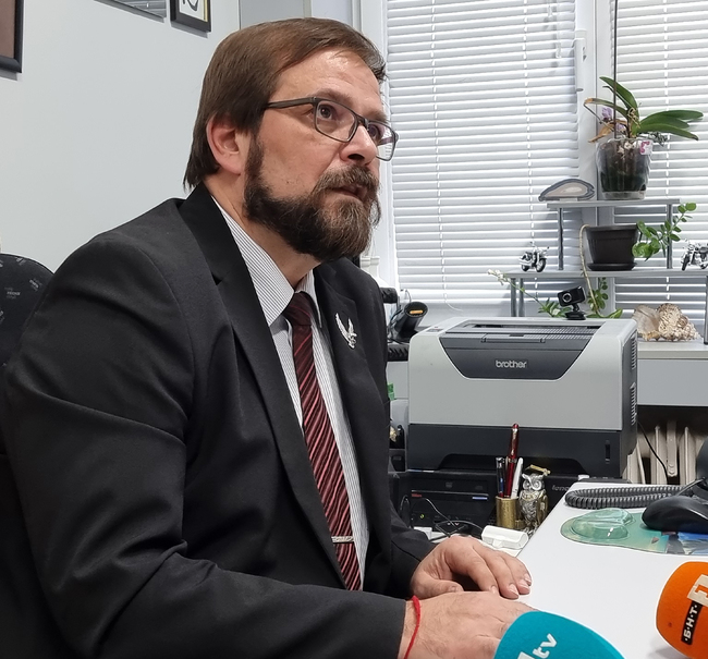 На 37-годишен мъж ще бъде повдигнато обвинение за убийство, извършено по особено жесток начин в с. Бозвелийско