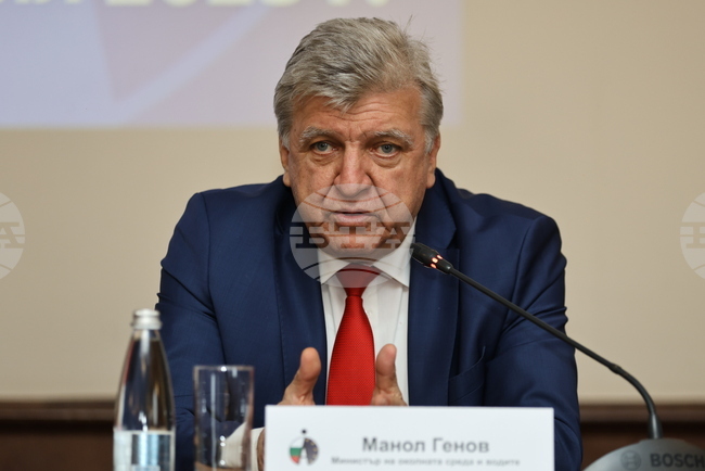 Environment Minister Asks Municipal Council Chairs to Propose Legislation for Dealing with Illegal Dump Sites