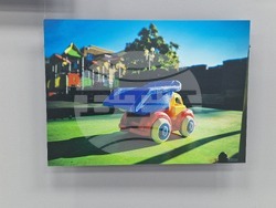 Хасково - фотоизложба „Война през два обектива: Там, където мълчанието крещи“