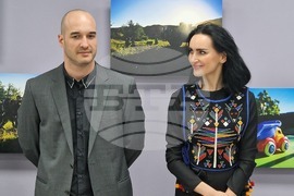 Хасково - фотоизложба „Война през два обектива: Там, където мълчанието крещи“